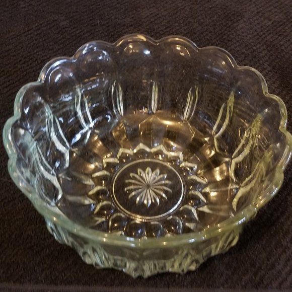 Other - Vintage Crystal Serving Bowl Scalloped Edge